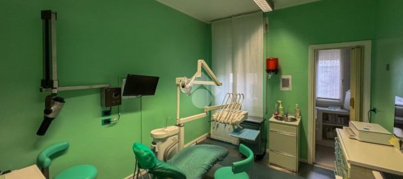 5-Zimmer Büro in Soresina, Italy, Nr. 71399 2