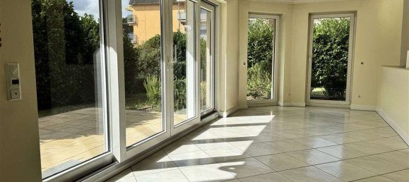 Дуплекс с 4 спальнями в Веттерау, Германия № 324383 4