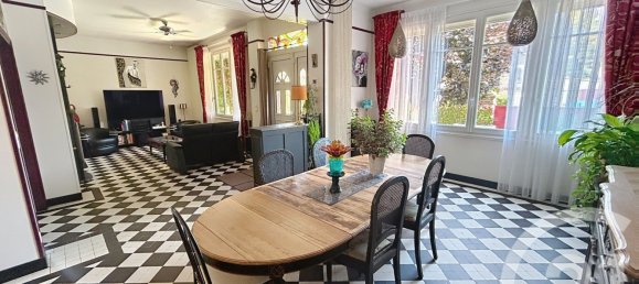 5 bedrooms House in Sotteville-les-Rouen, France No. 319370 4