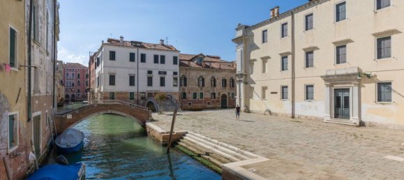 Apartamento de 2 habitaciónes en Venice, Italy No. 67679 4