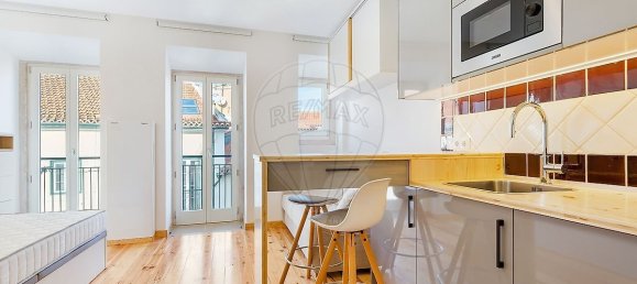 260m² Building in Lisbon, Portugal No. 70095 24