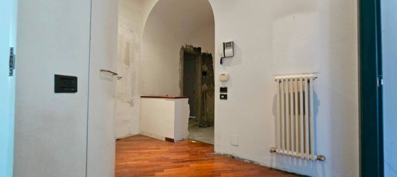 2 bedrooms Apartment in Como, Italy No. 299775 2