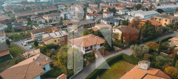 8 rooms Villa in Castiglione delle Stiviere, Italy No. 103280 25
