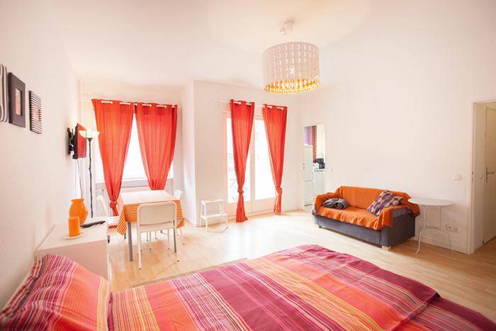 Квартира с 1 спальней в Веддинг, Германия № 246489