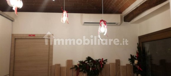 2-salle Propriété commerciale à Montegrosso d'Asti, Italy No. 78700 34