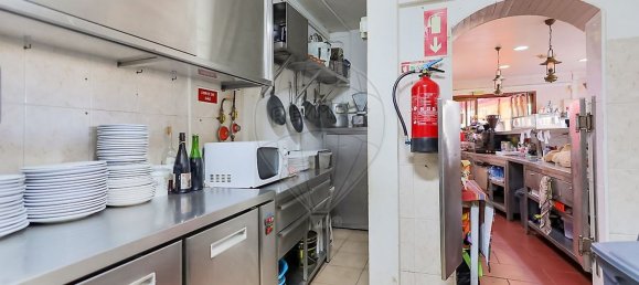 4 bedrooms House in Vale de Cambra, Portugal No. 28947 13