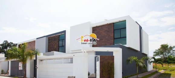 Casa de 4 dormitorios en Colima, Mexico No. 176997 2