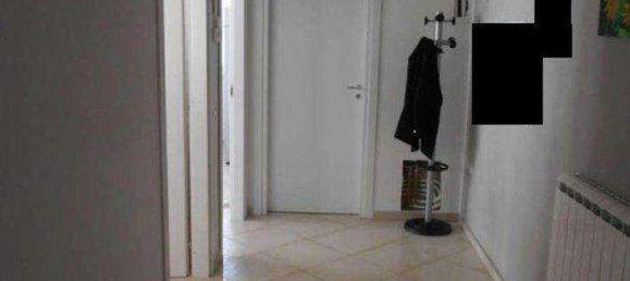 3 rooms Apartment in Perugia, Italy No. 193649 7