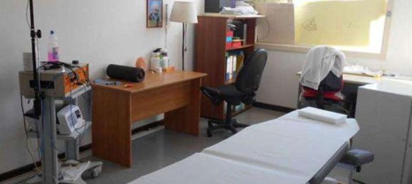 3 rooms Apartment in Perugia, Italy No. 193649 6