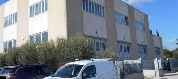 3 rooms Apartment in Perugia, Italy No. 193649 10