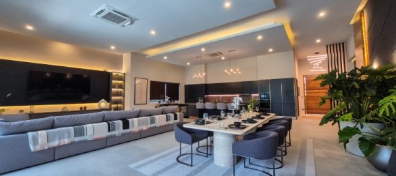 5 dormitorios сasa en venta en Pattaya, Chonburi, Eastern Thailand, Thailand № 67394 16
