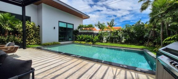 5 dormitorios сasa en venta en Pattaya, Chonburi, Eastern Thailand, Thailand № 67394 4