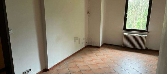 Здание с 11 комнатами в Ортенау, Германия № 82363 63