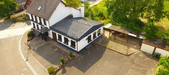 Здание с 11 комнатами в Ортенау, Германия № 82363 9