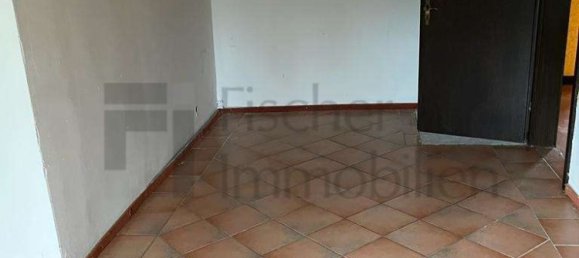 Здание с 11 комнатами в Ортенау, Германия № 82363 61