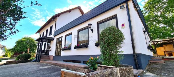 Здание с 11 комнатами в Ортенау, Германия № 82363 19