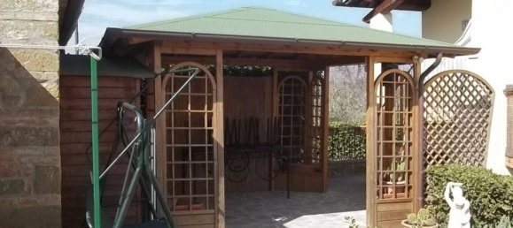 4 bedrooms Villa in Montevarchi, Italy No. 108721 3