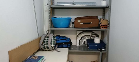 3-salle Appartement à Pioltello, Italy No. 183047 6