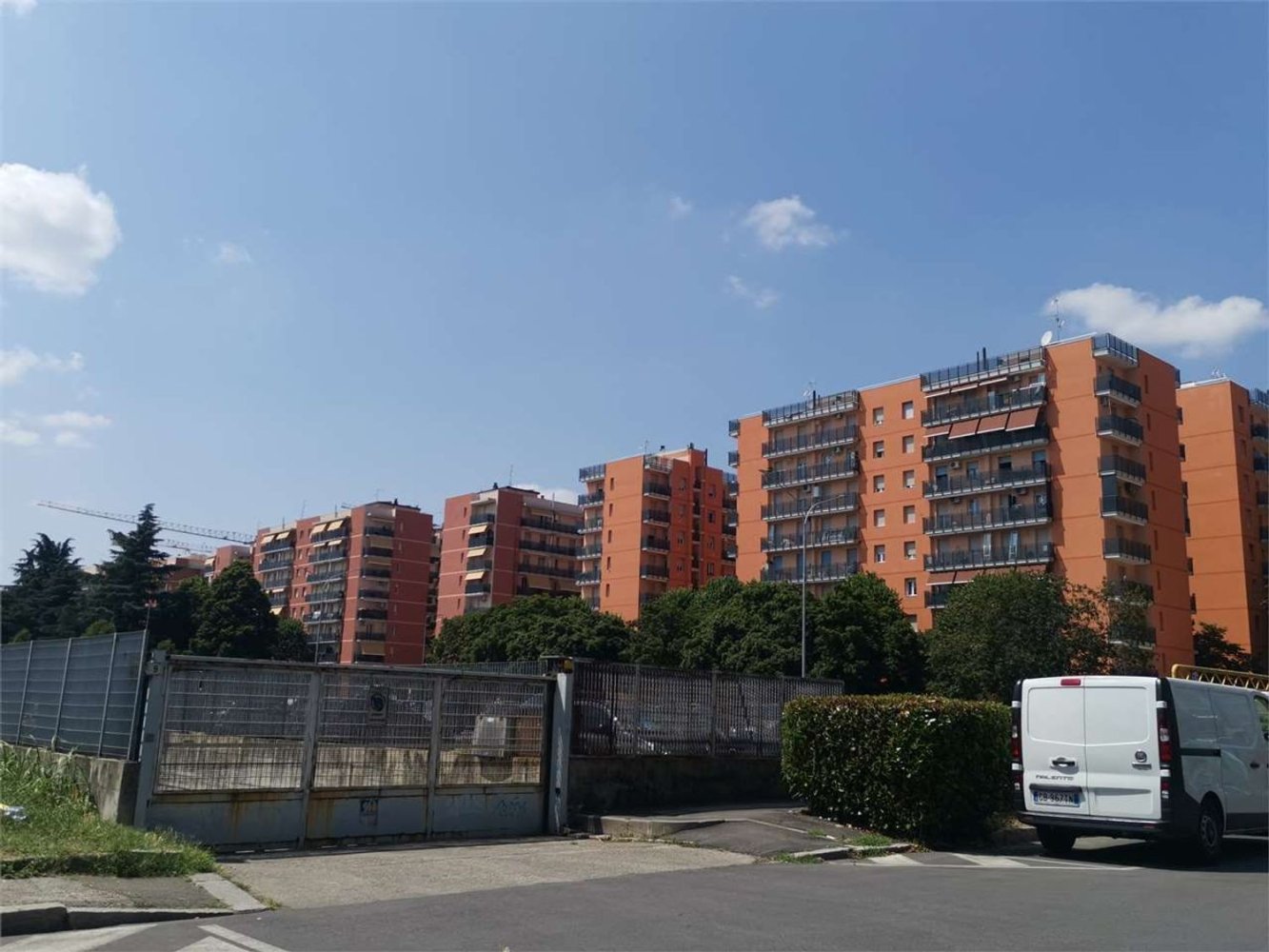 3-salle Appartement à Pioltello, Italy No. 183047