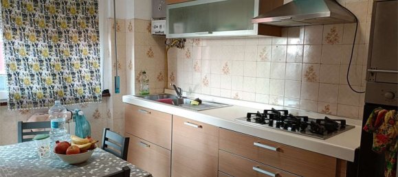 3-salle Appartement à Pioltello, Italy No. 183047 16