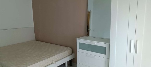 3-salle Appartement à Pioltello, Italy No. 183047 20