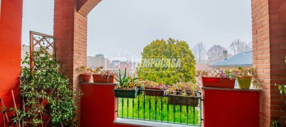 Apartamento de 2 dormitorios en Peschiera Borromeo, Italy No. 22601 14