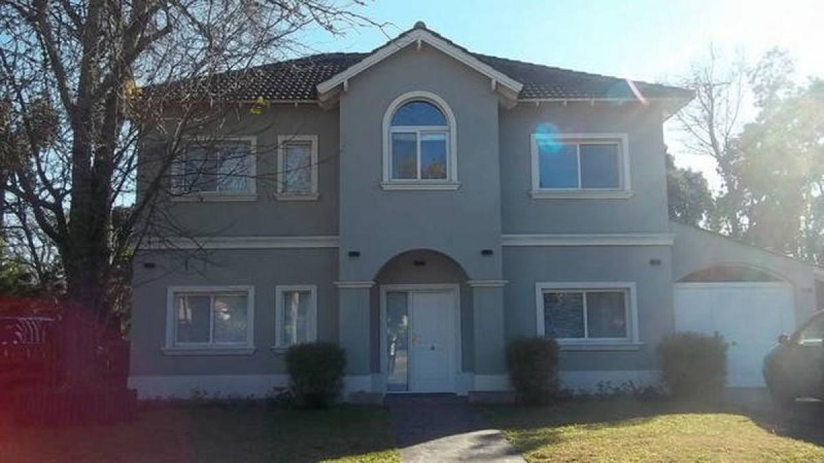 3 bedrooms House in Escobar, Argentina No. 94144