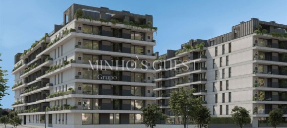 4 Schlafzimmer Wohnung in Porto, Portugal, Nr. 177934 3