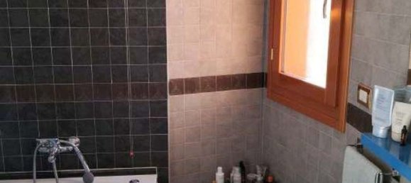 3 rooms Apartment in Rome, Italy No. 71856 25