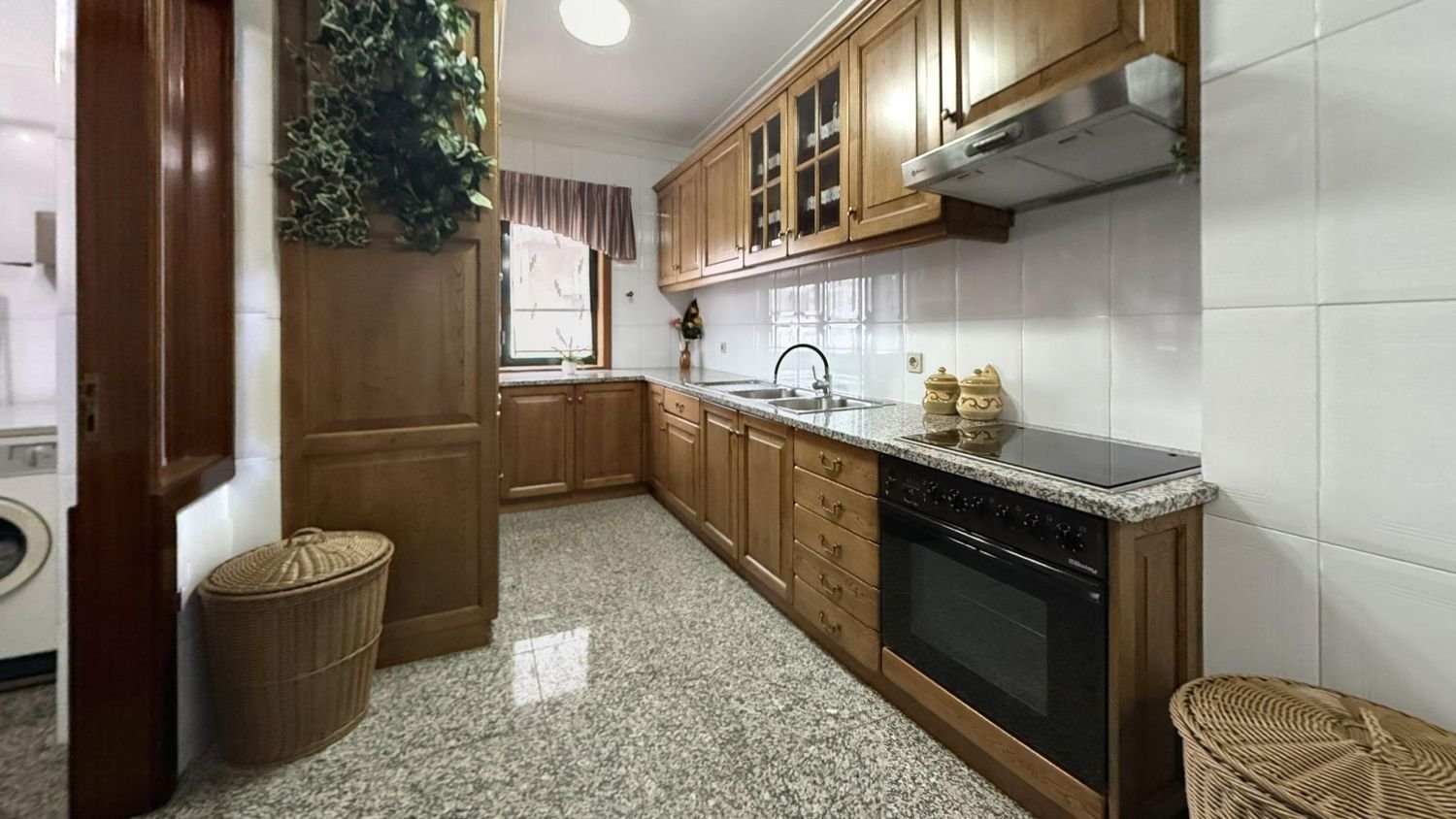 3 bedrooms Apartment in Ermesinde, Portugal No. 304458