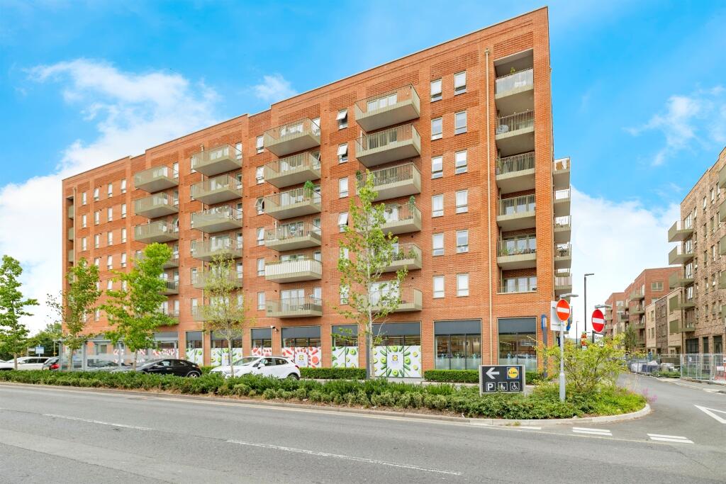 2 bedrooms Apartment in Watford, United Kingdom No. 6064