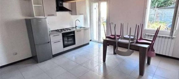 8 rooms House in Medolla, Italy No. 33689 53