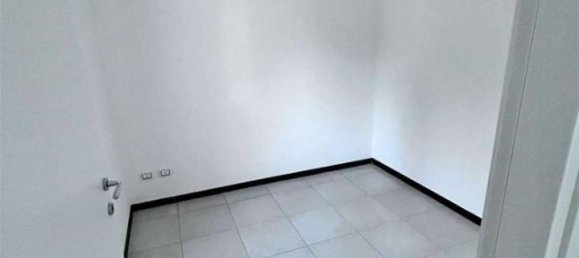 8 rooms House in Medolla, Italy No. 33689 33