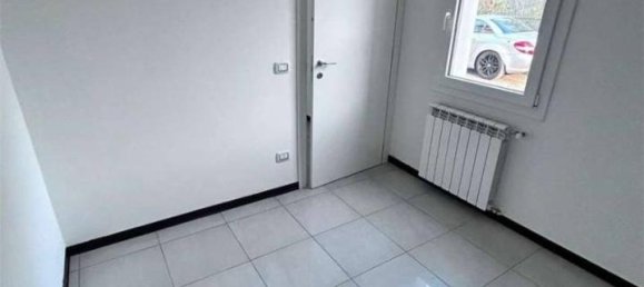 8 rooms House in Medolla, Italy No. 33689 12