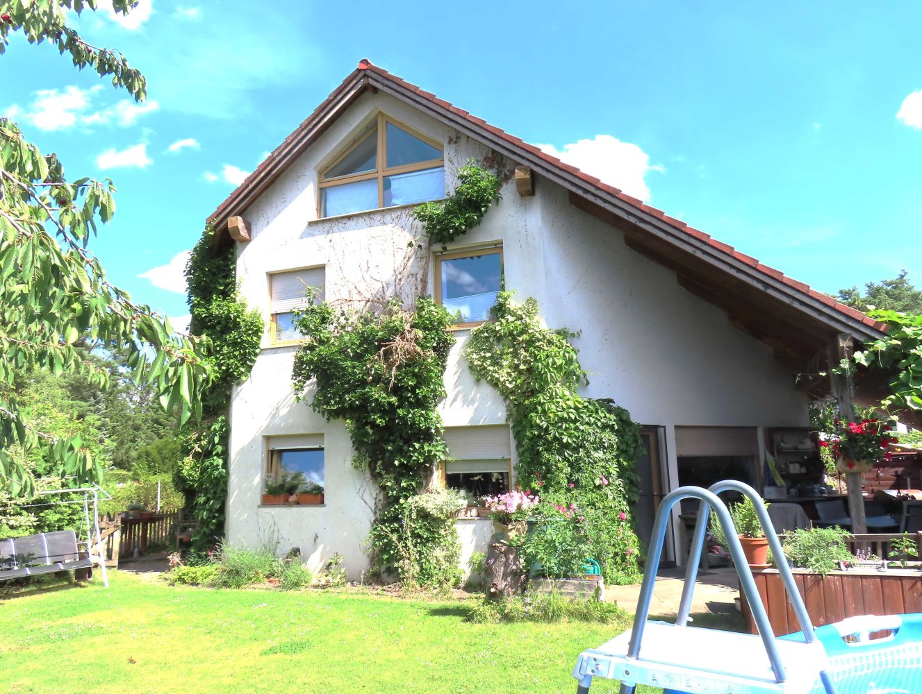 3 bedrooms Townhouse in Mahlsdorf, Germany No. 233081