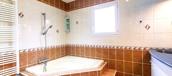 Casa de 6 dormitorios en Roussillon, France No. 308768 10