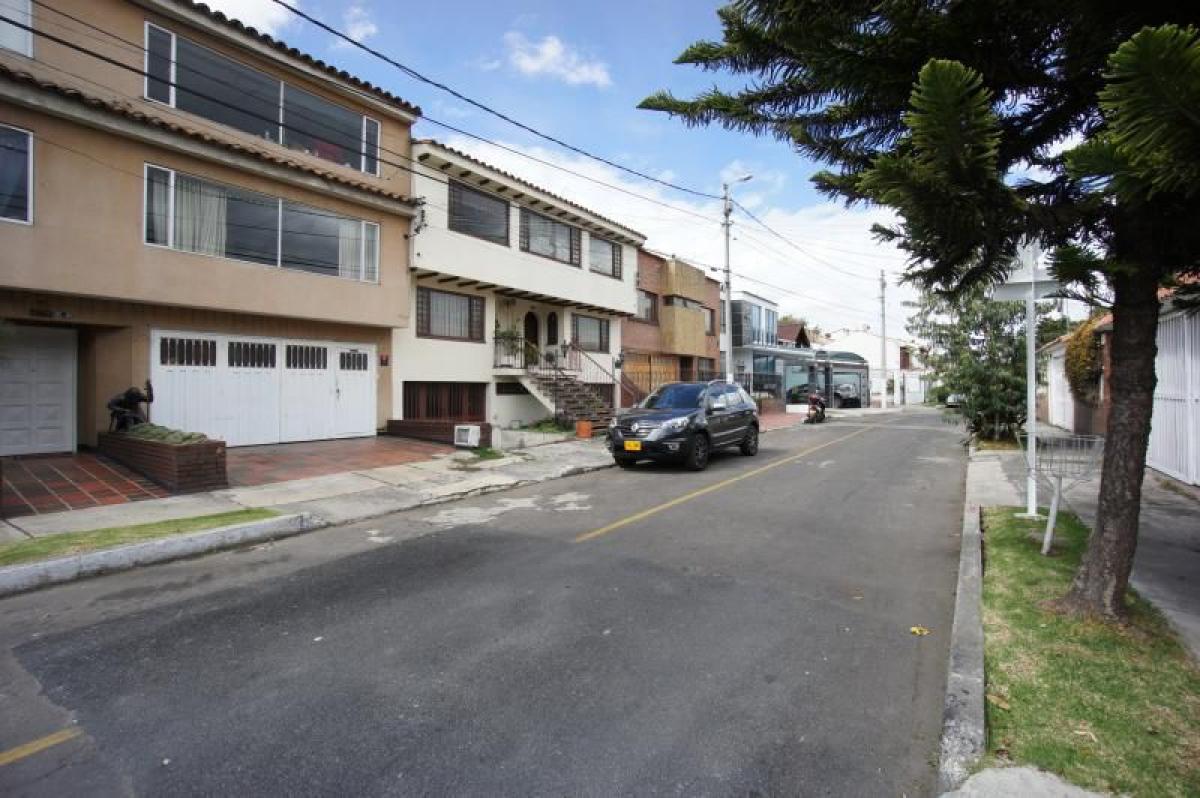 6 غرف نوم منزل في Bogota, Colombia رقم 14674