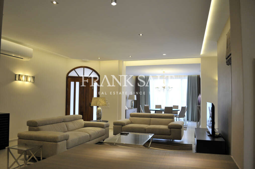 3 bedrooms Maisonette in Saint Julian's, Malta No. 3624