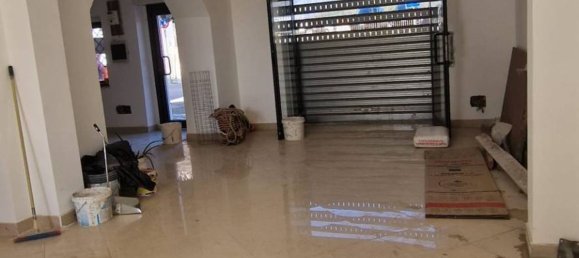 2 rooms Commercial property in Santi Cosma e Damiano, Italy No. 53338 5