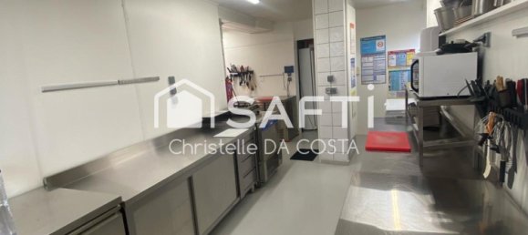 Imóvel comercial de 16 divisões em Villenauxe-la-Grande, France N.º 45988 3