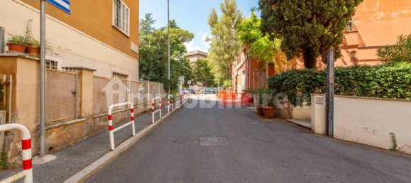 2 Schlafzimmer Wohnung in Rome, Italy, Nr. 306241 40