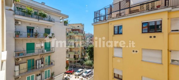 2 Schlafzimmer Wohnung in Rome, Italy, Nr. 306241 27