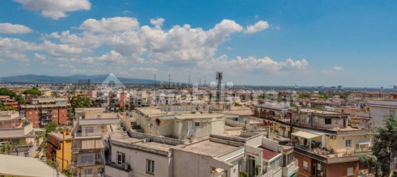 2 Schlafzimmer Wohnung in Rome, Italy, Nr. 306241 28