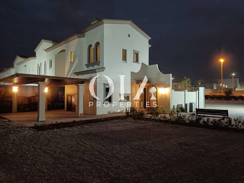 4 bedrooms Villa in Abu Dhabi, UAE No. 16978