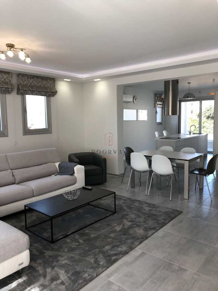 3 bedrooms Apartment in Limassol, Cyprus No. 20870