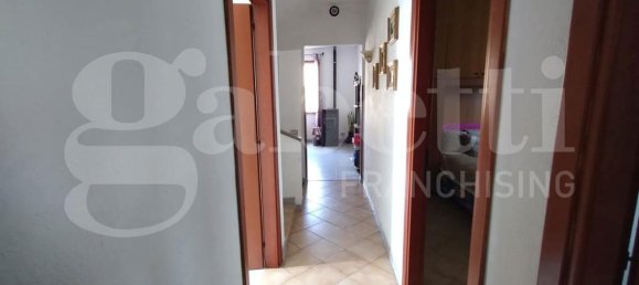 3 rooms House in Monserrato, Italy No. 38564 4