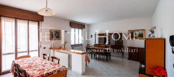 5 bedrooms Villa in Treviglio, Italy No. 264201 12