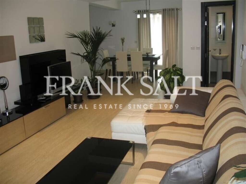 Villa de 3 dormitorios en Saint Julian's, Malta No. 6724