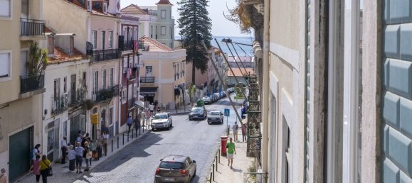 2 bedrooms Apartment in Lisbon, Portugal No. 163692 5