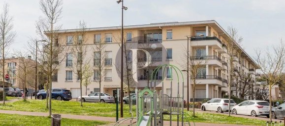 Apartamento de 4 dormitorios en Chatenay-Malabry, France No. 174162 2